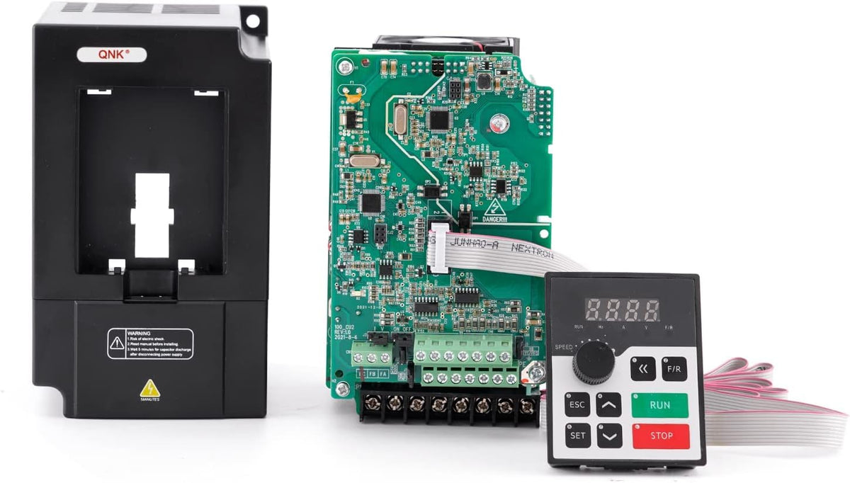 QNK 5.5KW 7.5HP 380V AC 12.5A VFD Converter Single to 3 Phase Inverter Variable Frequency Drive for CNC Spindle Motor Speed Controller