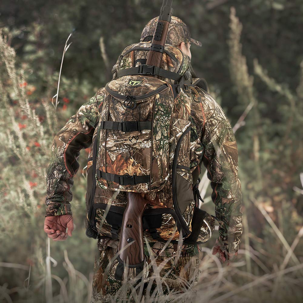 TIDEWE Hunting Backpack 3400cu, Silent Frame Hunting Pack for Bow/Rifle/Pistol(Camo)