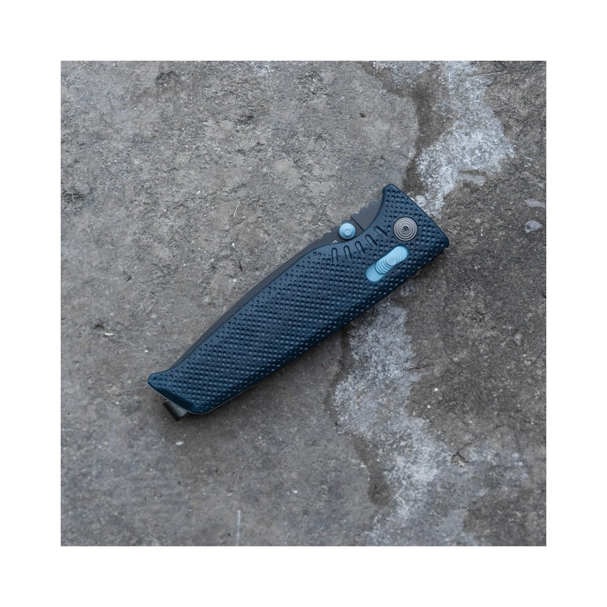 SOG Altair XR Superlight Compact Outdoor Folding Knife with CRYO 154CM Steel | Lanyard Loop, Pocket Clip & XR Lock, Squid Ink