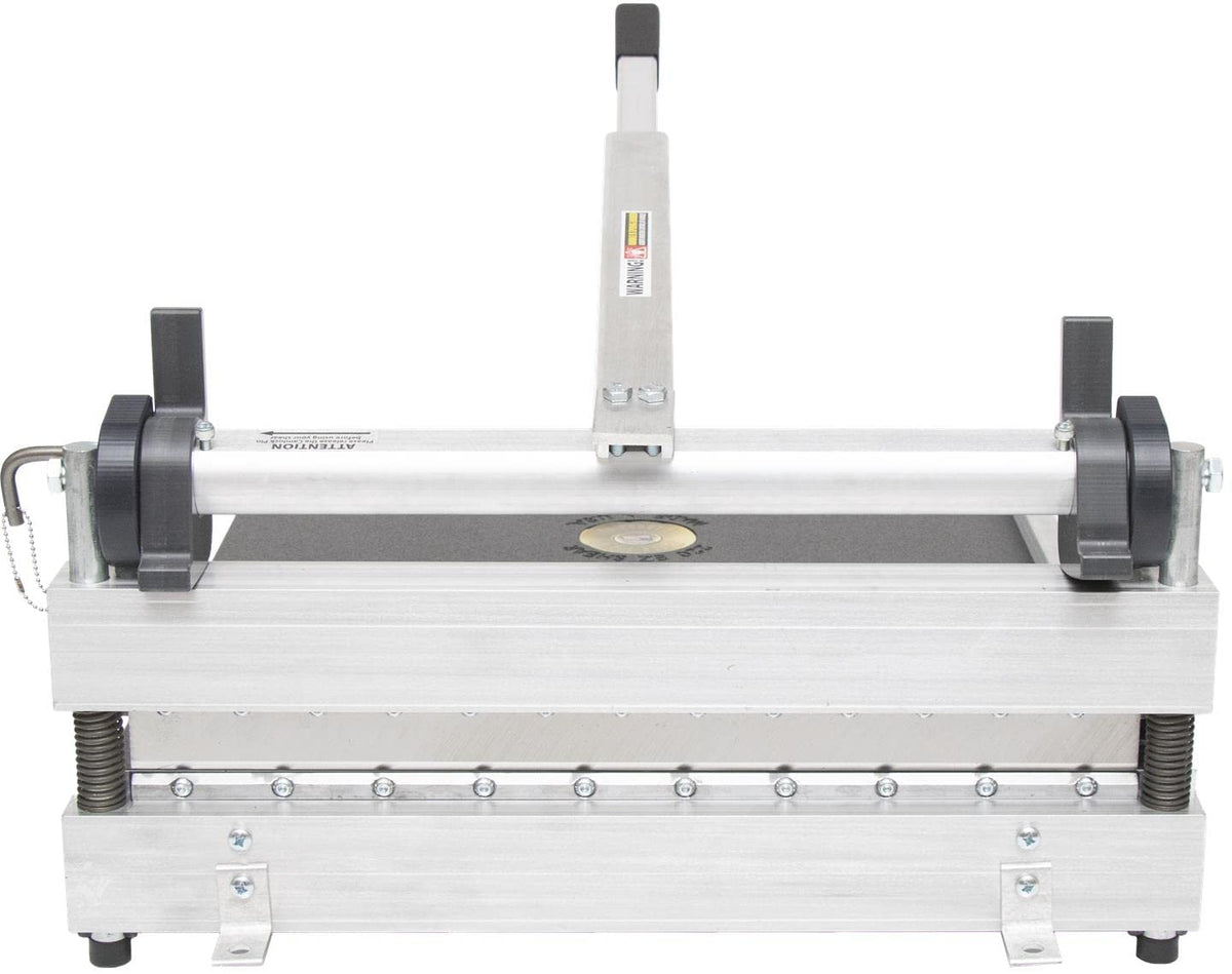 Bullet by MARSHALLTOWN EZ Siding Cutters, 20-inch, Professional-Grade, Versatile, Lightweight, Dust-Free, Made in USA, 220-SSTDC