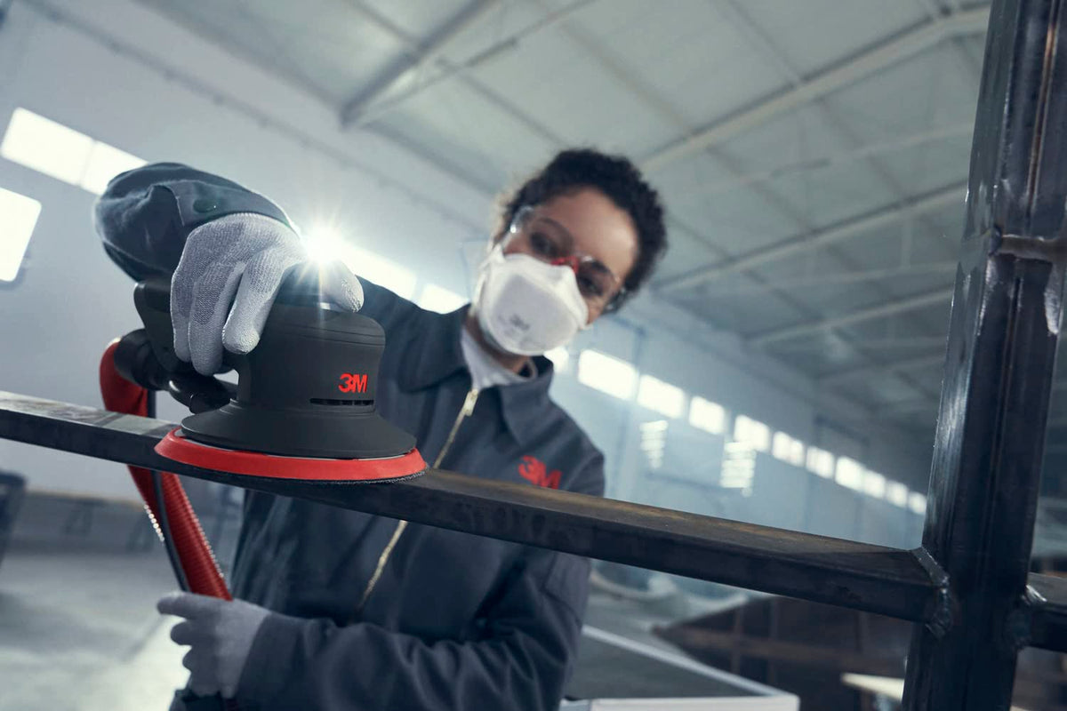 3M Random Orbital Sander, Xtract Pneumatic 88941, 5 in, with Central Vacuum Attachment, 3/32 in Orbit, Ergonomic and Lightweight ROS, .28 HP (209W) Motor