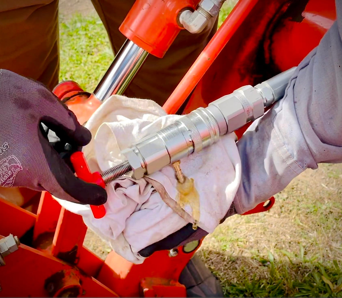 The Original Hydraulic Quick Coupling Pressure Decompression Relief Release Tool 1/2" Ag/Pioneer/Poppet Size fits models of Kubota, John Deere, Other Compact Tractors
