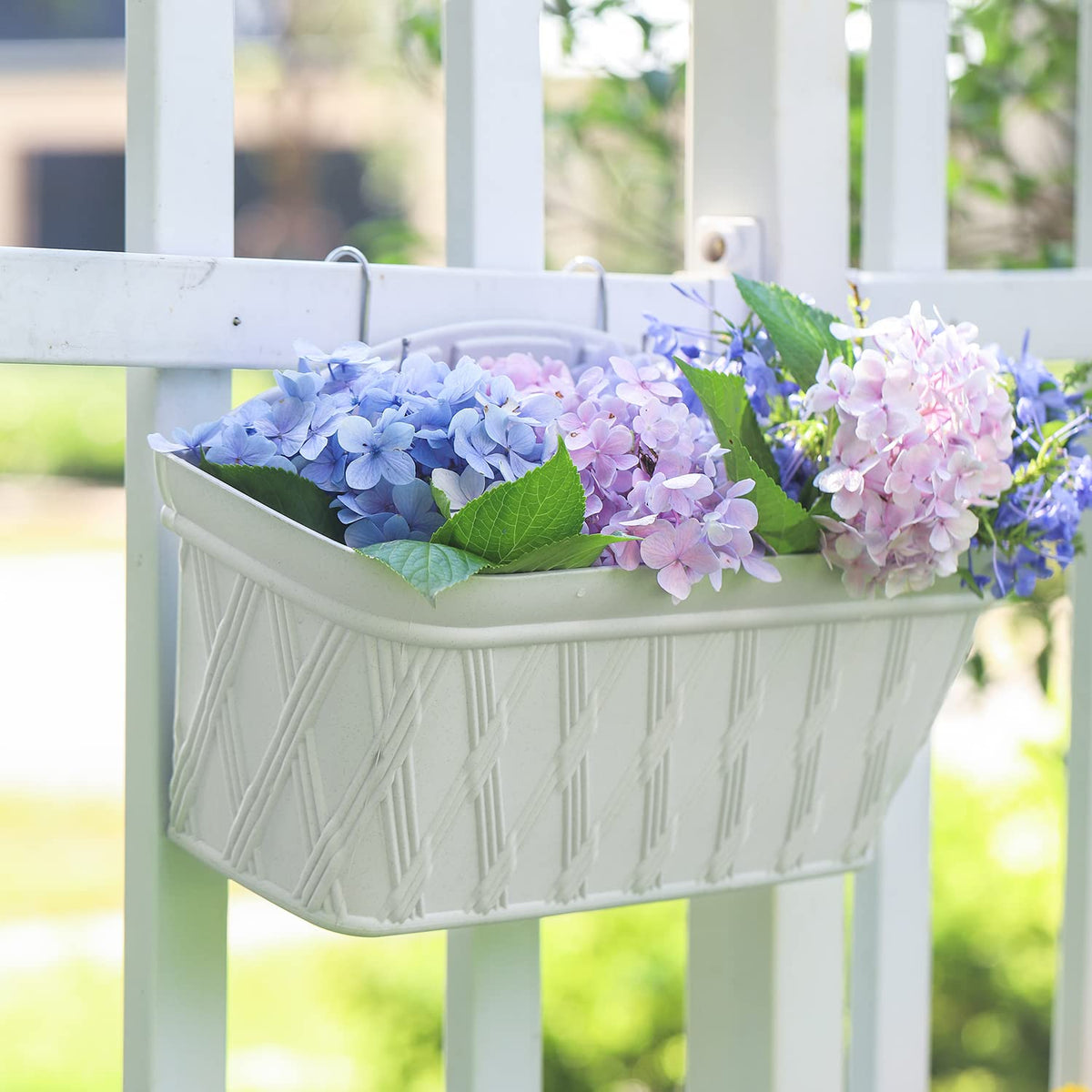 Sungmor 3 Pack Wall Hanging Planters, 16.5 Inch Railing Fence Hanging Flower Pots, Thickened Plastic Water Storage Plant Pot, Indoor Outdoor Garden Balcony Decor, Light Grey Large Plant Basket