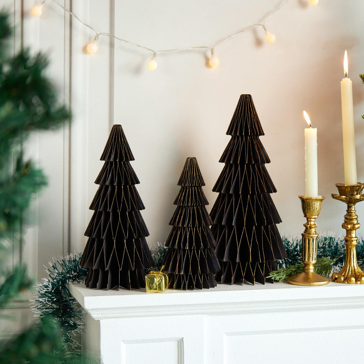 SUNBEAUTY 3PCS Black and Gold Honeycomb Paper Christmas Tree, 3D Christmas Tree Table Centerpiece with Magnetic Attachment,Christmas Winter Newyear Party Holiday Home Decor