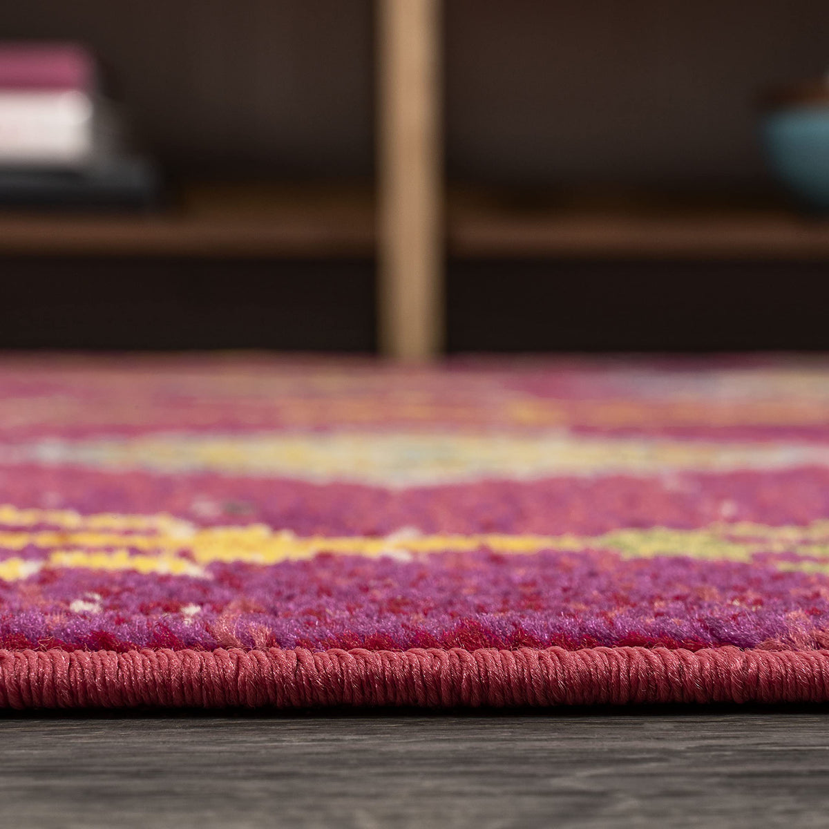 JONATHAN Y Tribal Love Geometric Pink/Multi Indoor Area Rug, 4x6, Bohemian, Casual, Easy-Cleaning for Living Room, Bedroom, Kitchen, Pet Friendly, Non-Shedding (MOH105B-4)