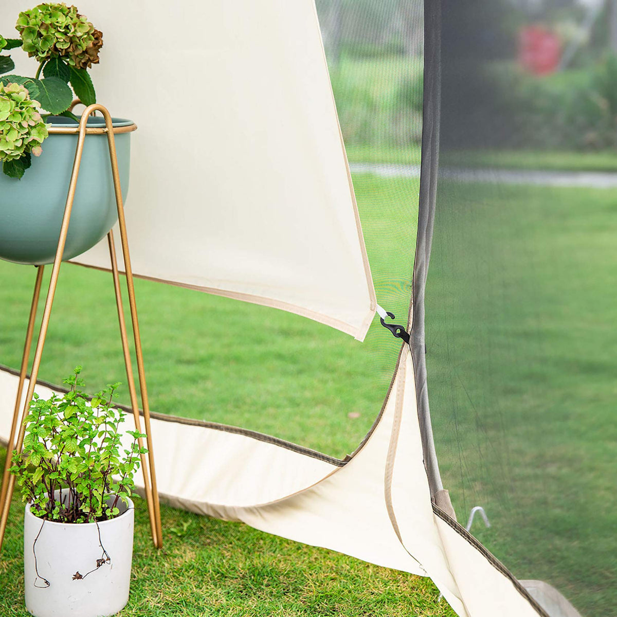 Alvantor Pop Up Bubble Tent - 6’ x 6’ Instant Igloo Tent - 2-3 Person Screen House for Patios - Large Oversize Weather Proof Pod - Cold Protection Camping Tent - Beige