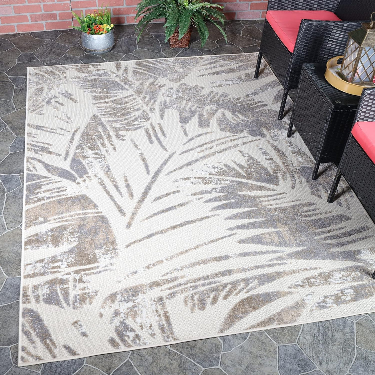 Superior Indoor Outdoor Area Rug, Floor Decor Perfect for Patio, Pool, Deck, Kitchen, Entryway, Tropical Leaves Coastal Style Rug, Siesta Collection, 5' 2" x 7' 2", Slate