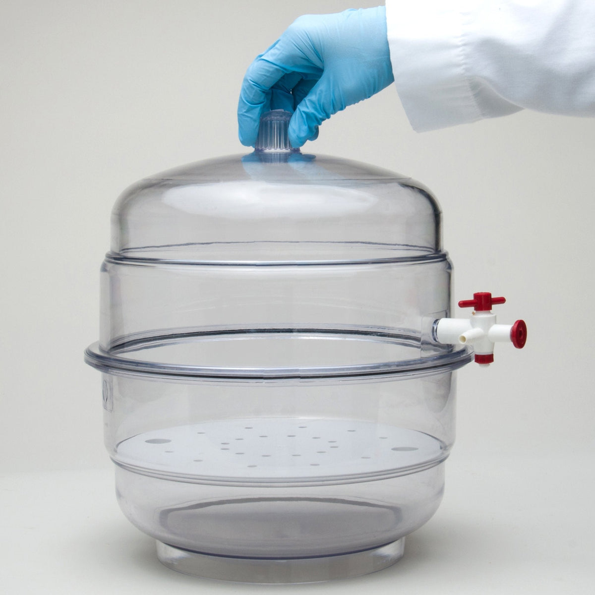 SP Bel-Art "Space Saver" Polycarbonate Vacuum Desiccator with Clear Polycarbonate Bottom; 0.31 cu. ft. (F42027-0000) Made in USA