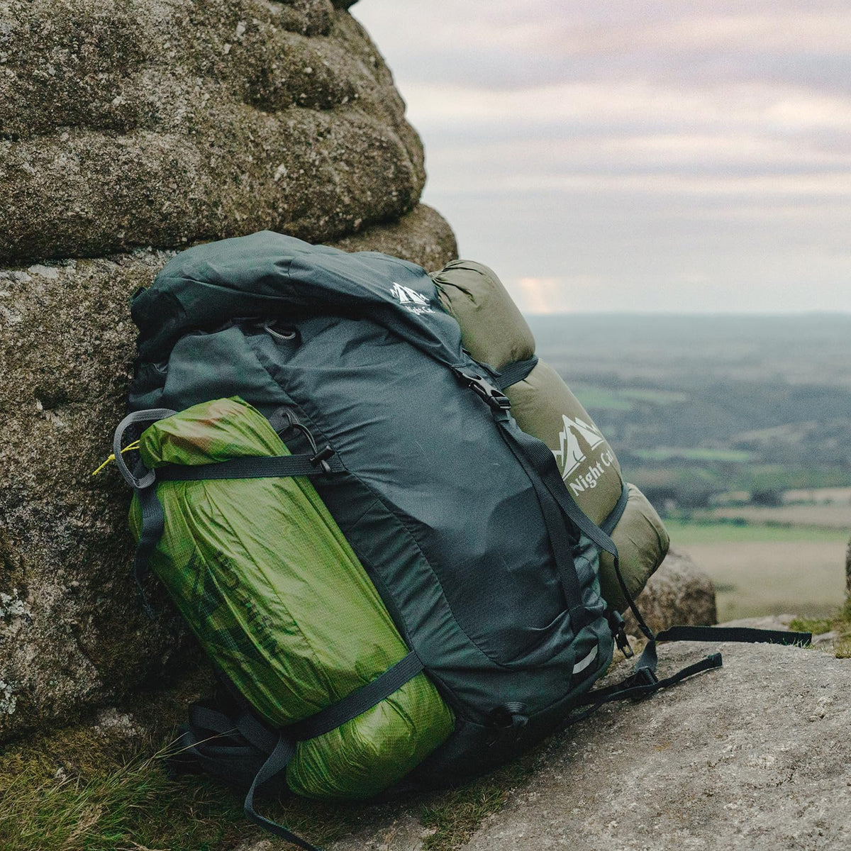 Night Cat Ultralight Tunnel Tent: Waterproof Lightweight Two People Backpacking Tent for Outdoor Camping Hiking Trekking with Double Layers Aluminum Poles and Footprint 2 Persons Green