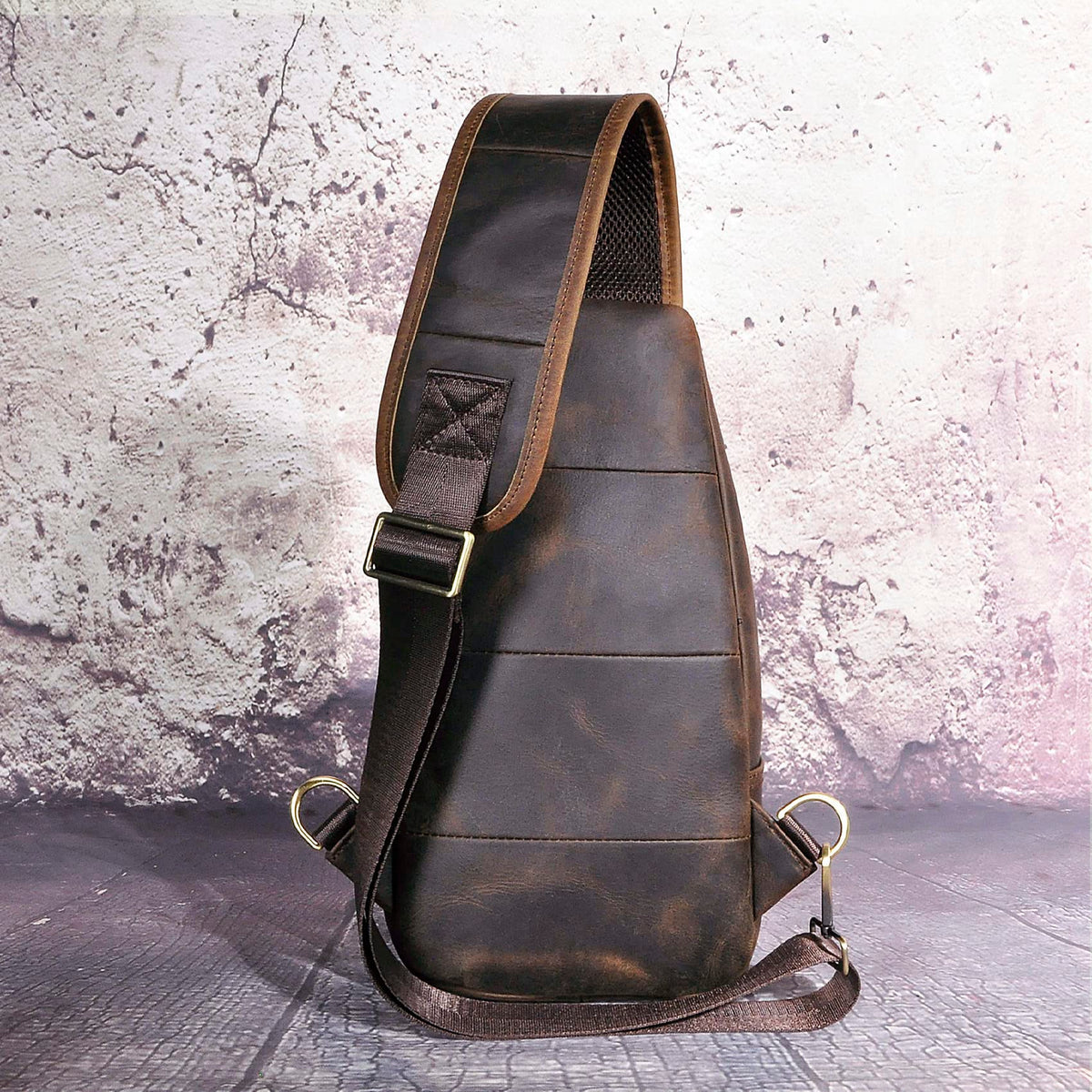 Le'aokuu Men Fashion Casual Tea Designer Travel Hiking Crossbody Chest Sling Bag Rig One Shoulder Strap Bag Men Leather Backpack 8015 (Brown)