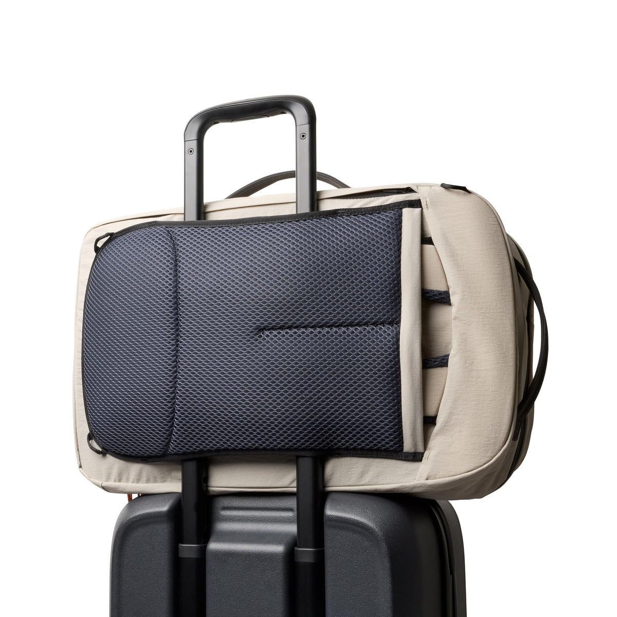 Bellroy Lite Travel Pack 38L (carry-on backpack, large travel backpack for international travelers, with laptop pocket, interior packing cells and tuck-away shoulder straps) - Ash