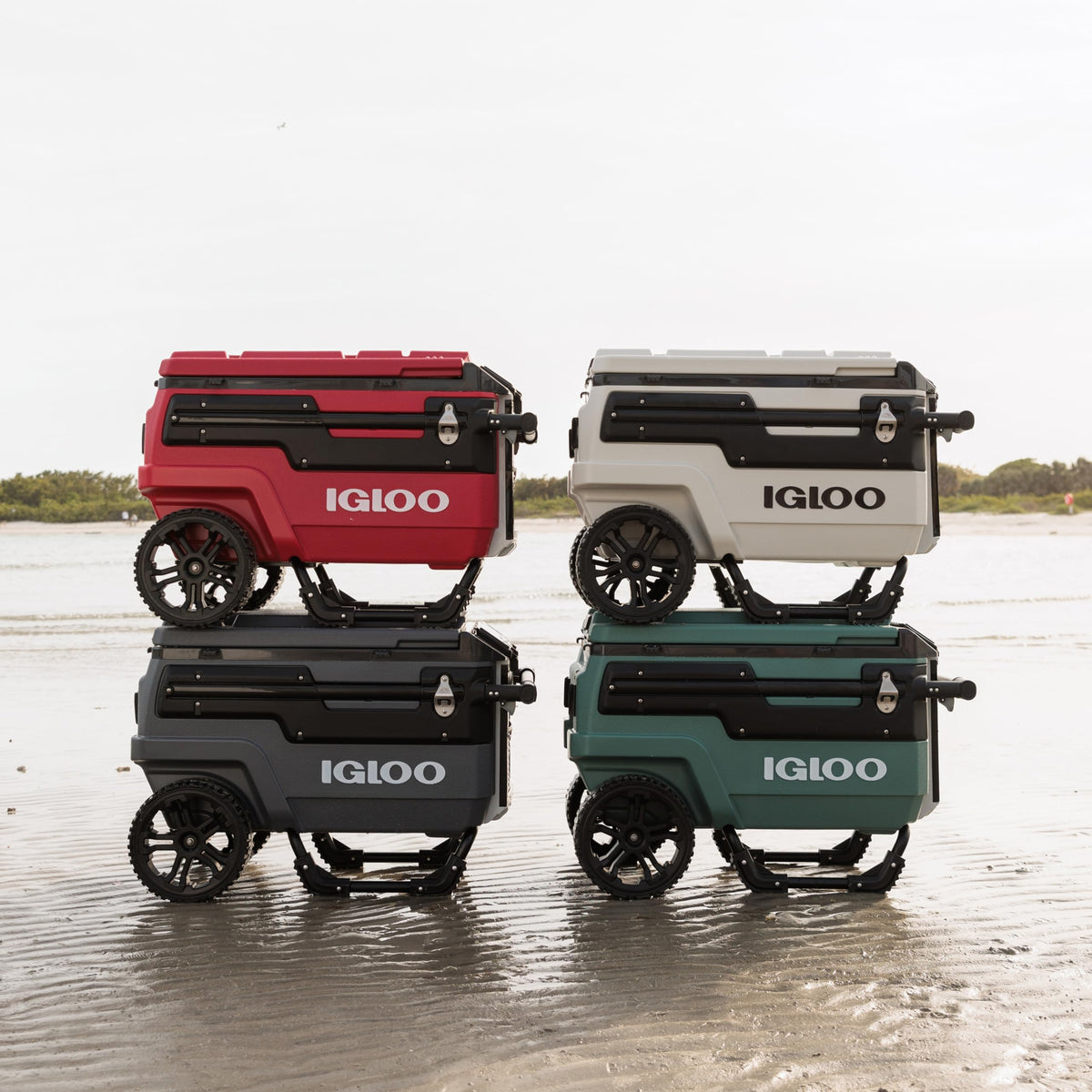 Igloo Premium Trailmate Wheeled Coolers 70 QT, Insulated Portable Cooler with Heavy Duty Wheels, 112 Can Capacity, Leak-Proof Rolling Cooler