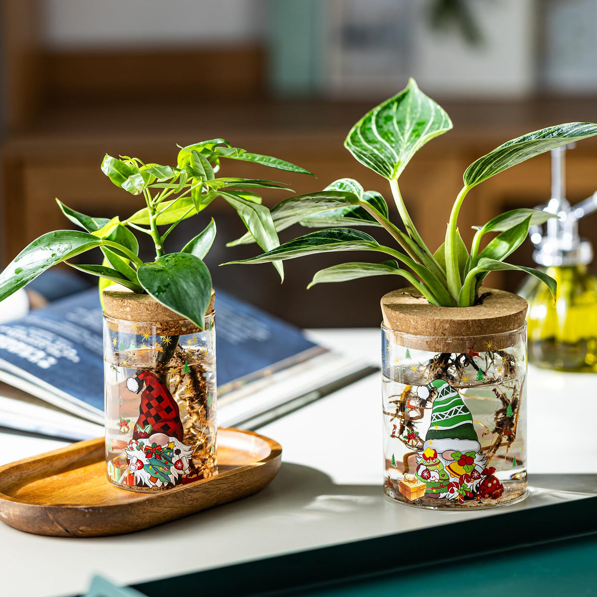 Christmas Vase, Christmas Themed Propagation Stations, Glass Propagation Vases for Plants, Cuttings, Desktop Planter Vase for Home & Office Decor, Set of 6 (3 Large & 3 Small)