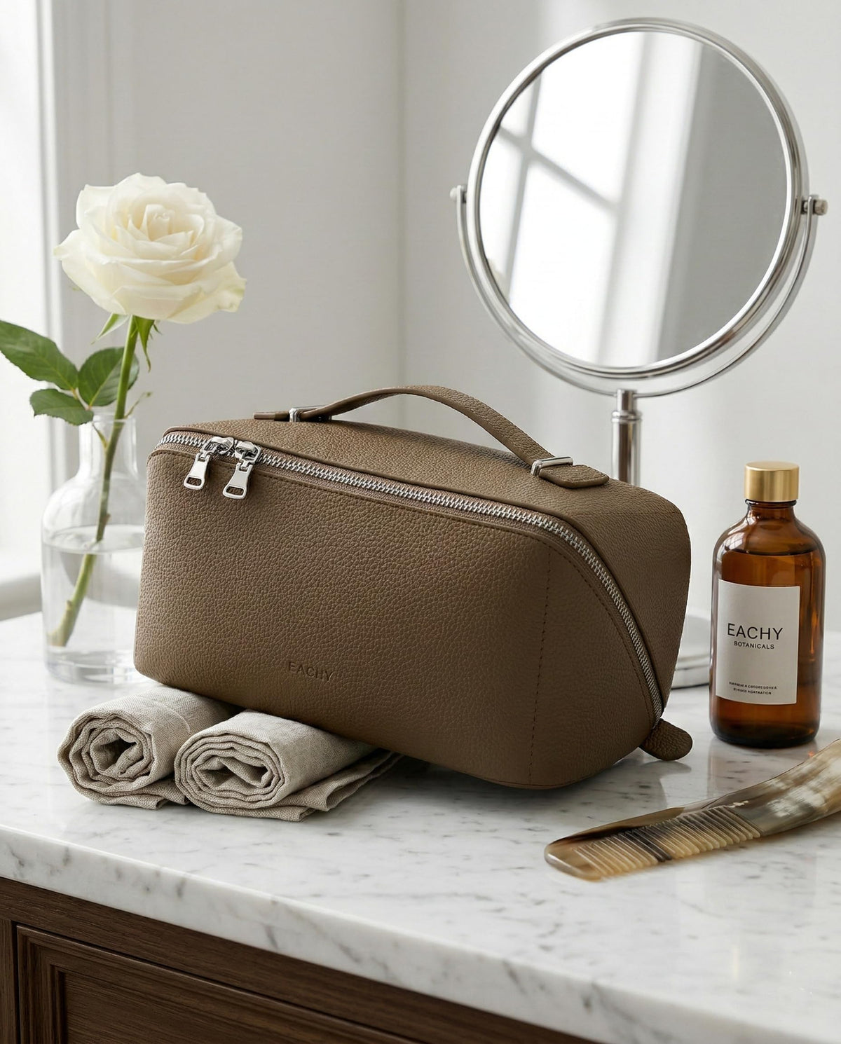 EACHY Travel Makeup Bag, Lychee Leather Large Capacity Cosmetic Bag for Women, Open Flat Toiletry Bag with TPU Brush Compartment, Waterproof Skincare Organizer Travel Essentials