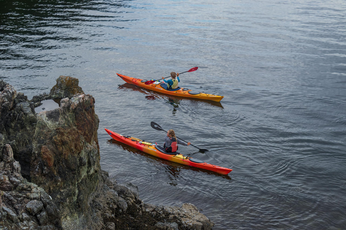 Wilderness Systems Tempest 170 | Sit Inside Touring Kayak | Adjustable Skeg - Phase 3 Air Pro Seating | 17' | Breeze Blue