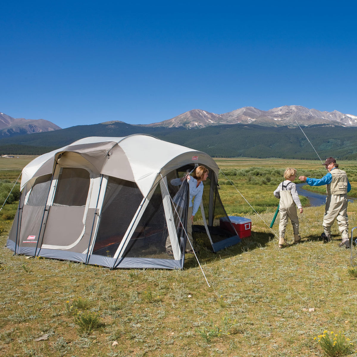 Coleman 6-Person WeatherMaster Camping Tent with Screened Porch, Weatherproof Tent with Screen Room, Rainfly & Carry Bag Included, Made Without PFAS Chemicals