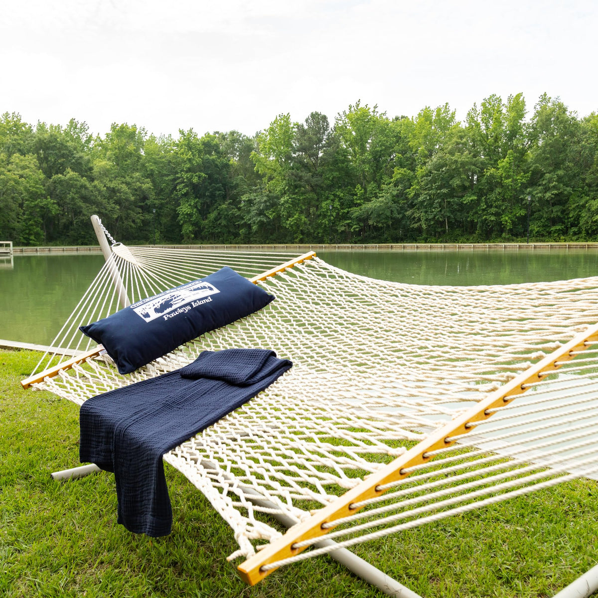 Original Pawleys Island Deluxe Oatmeal DuraCord Rope Hammock – 13 ft. x 65 in, 2-Person, 450 lb Capacity, Oak Spreader Bar, Zinc-Plated Hardware, Handcrafted in the USA