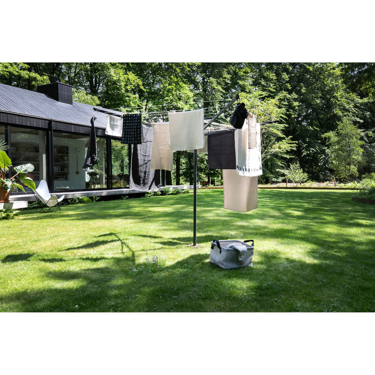 Brabantia Topspinner Outdoor 4 Arm Spinning Clothesline (164 ft/Ø 1.8") Rotating, Folding Clothes Drying Rack + Ground Spike (Anthracite)