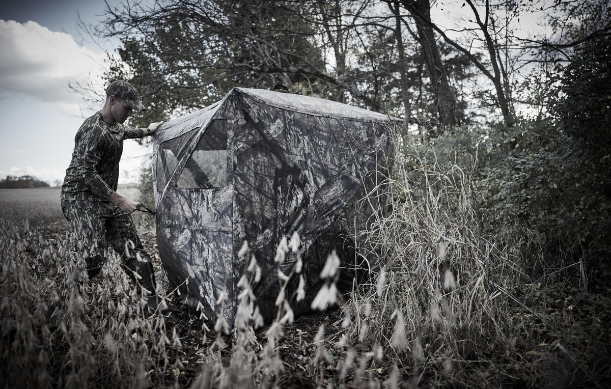 Ameristep Care Taker Kick Out Pop-Up Ground Blind, Premium Hunting Blind, Mossy Oak Break-Up Country Camo