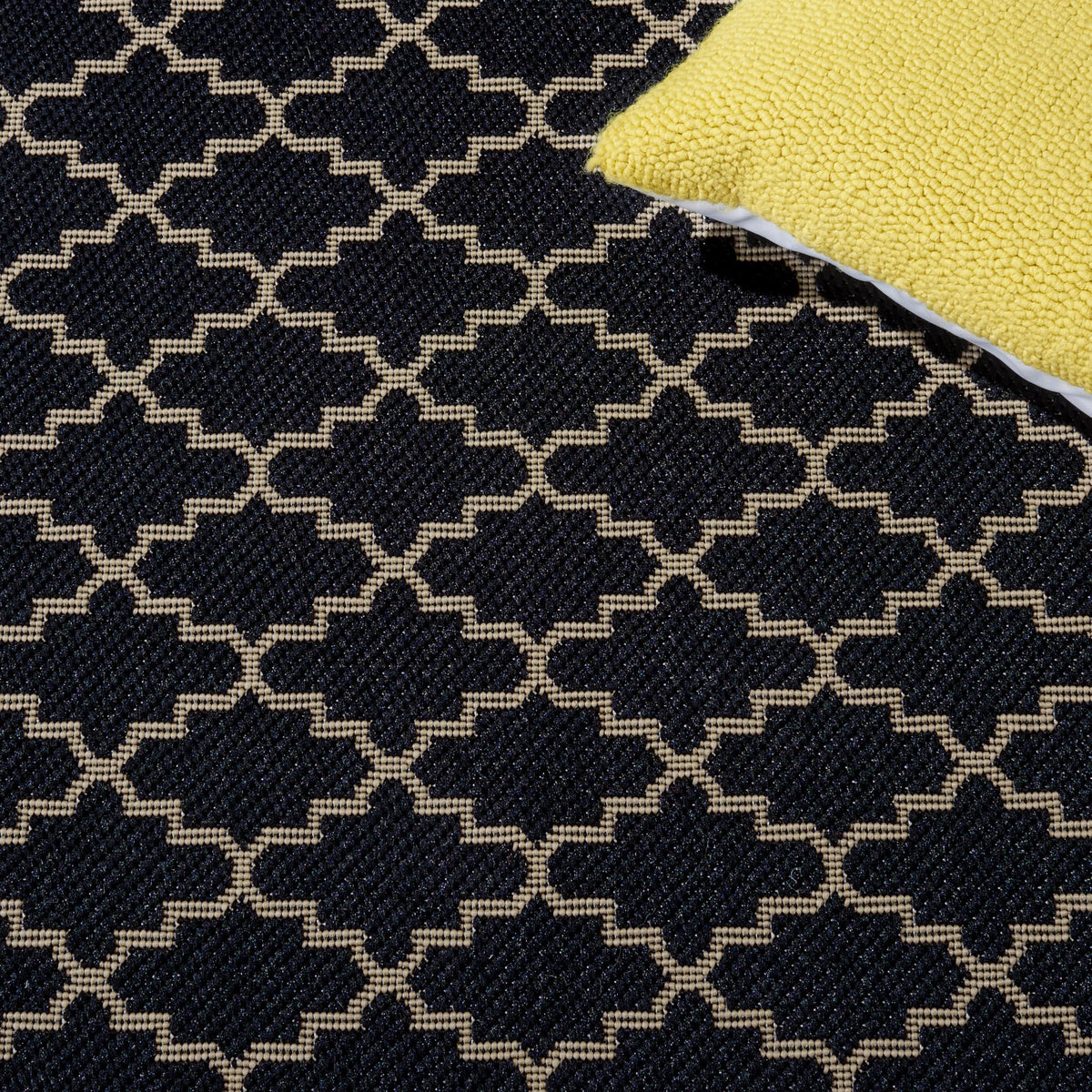 SAFAVIEH Washable Rug Outdoor Courtyard Collection - 7'10" Square, Black & Beige, Non-Shedding & Easy Cleaning, Ideal for Patio, Backyard, Mudroom (CY6919-226)